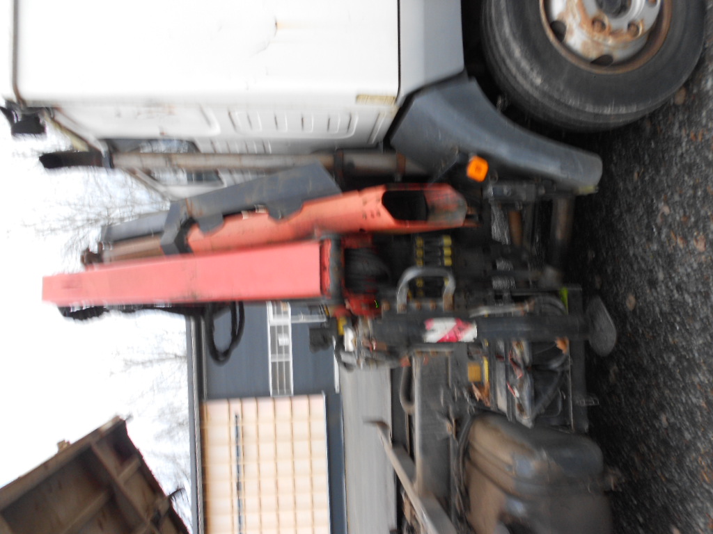 Dreiseitenkippen MAN LE8.150 mit Kran Palfingen PFG7001