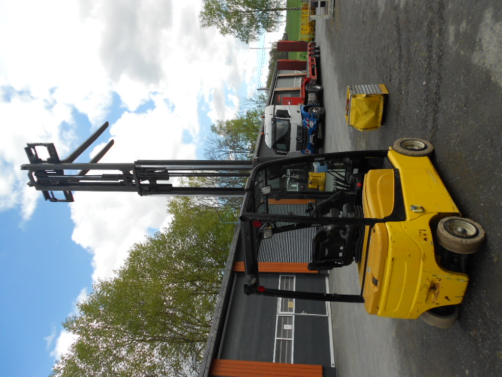 2 t Frontstapler Yale ERP20VF Elektro