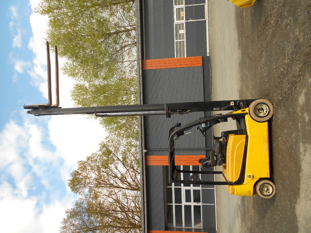 2 t Frontstapler Yale ERP20VF Elektro