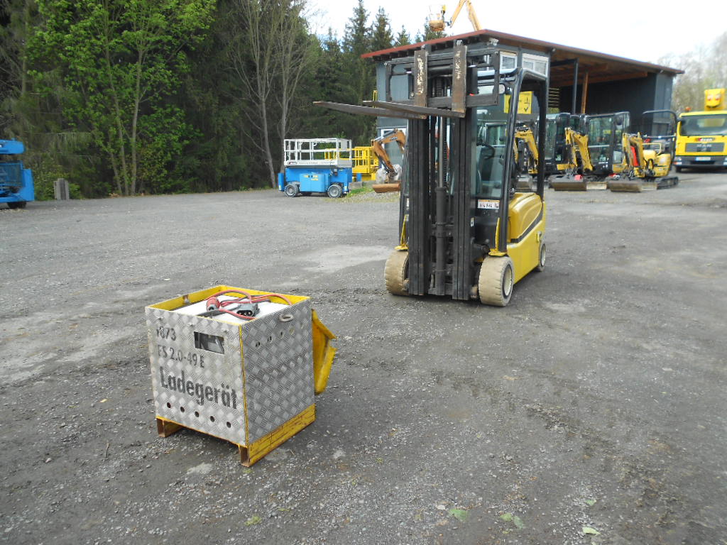 2 t Frontstapler Yale ERP20VF Elektro