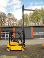 2 t Frontstapler Yale ERP20VF Elektro