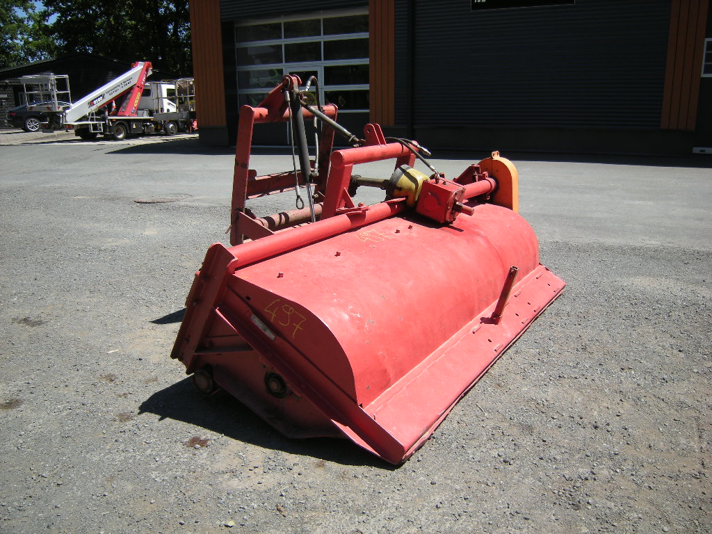 Dücker Anbau Mulcher für Unimog oder Traktor