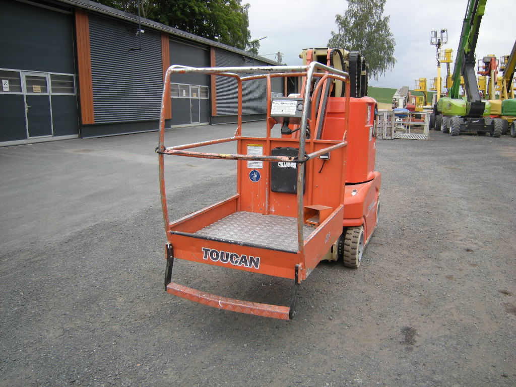 JLG Toucan 1010