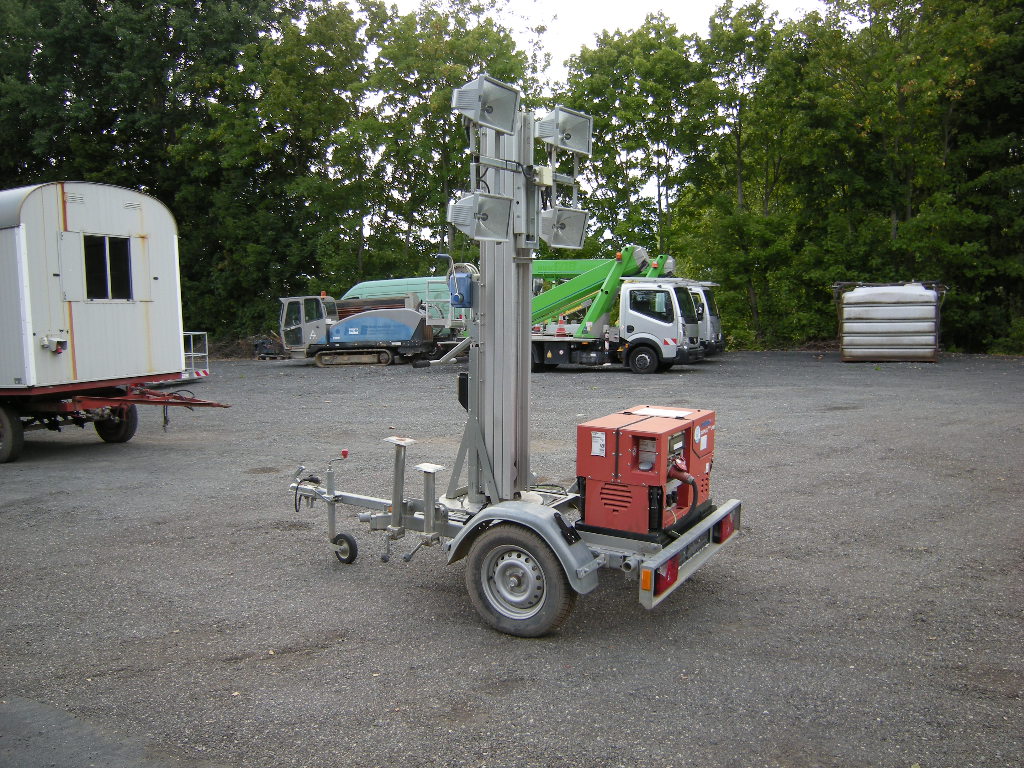 Anhänge- Lichtmast Schmid FG75LM