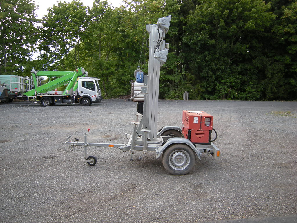 Anhänge- Lichtmast Schmid FG75LM