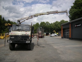 Mercedes-Benz Unimog U 1250 / U427/11 mit Kran