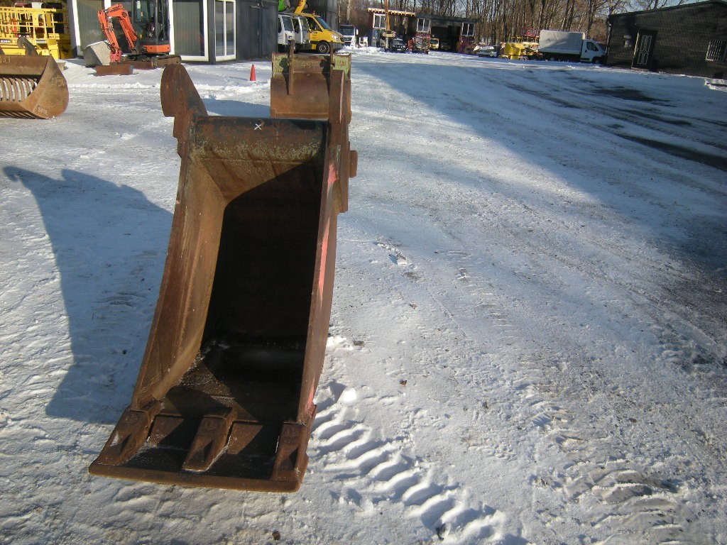 Tieflöffel/ Schaufel CSERI für Bagger 20 t