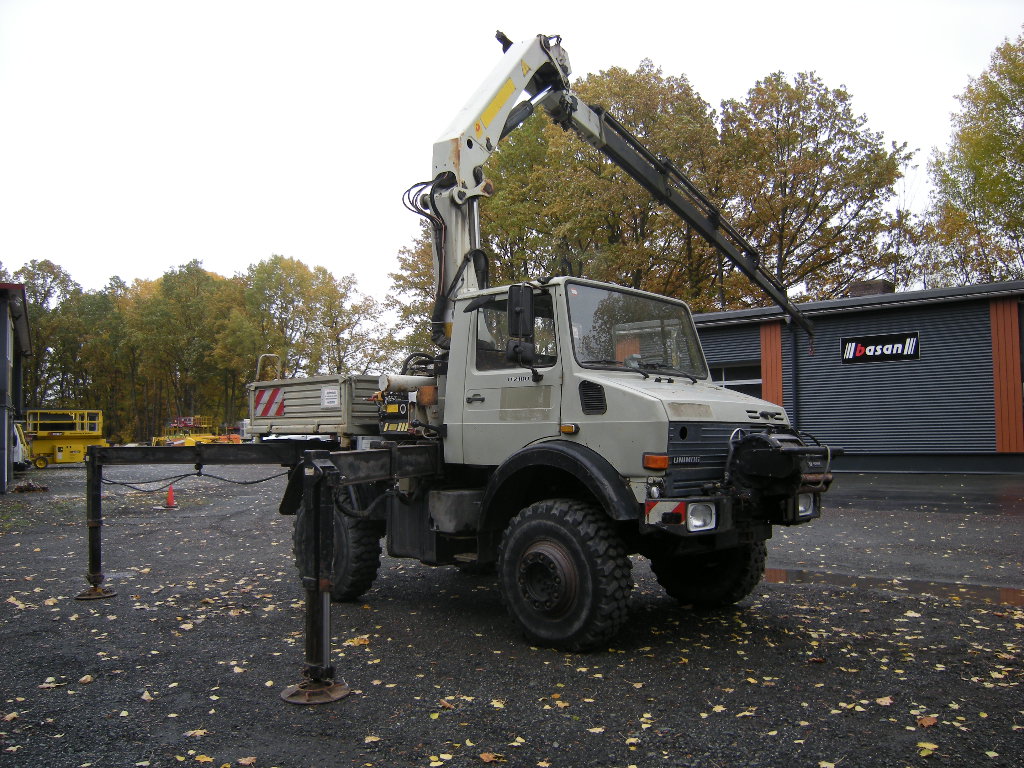 Mercedes Benz Unimog U2100 mit Kran Palfinger PK14500D