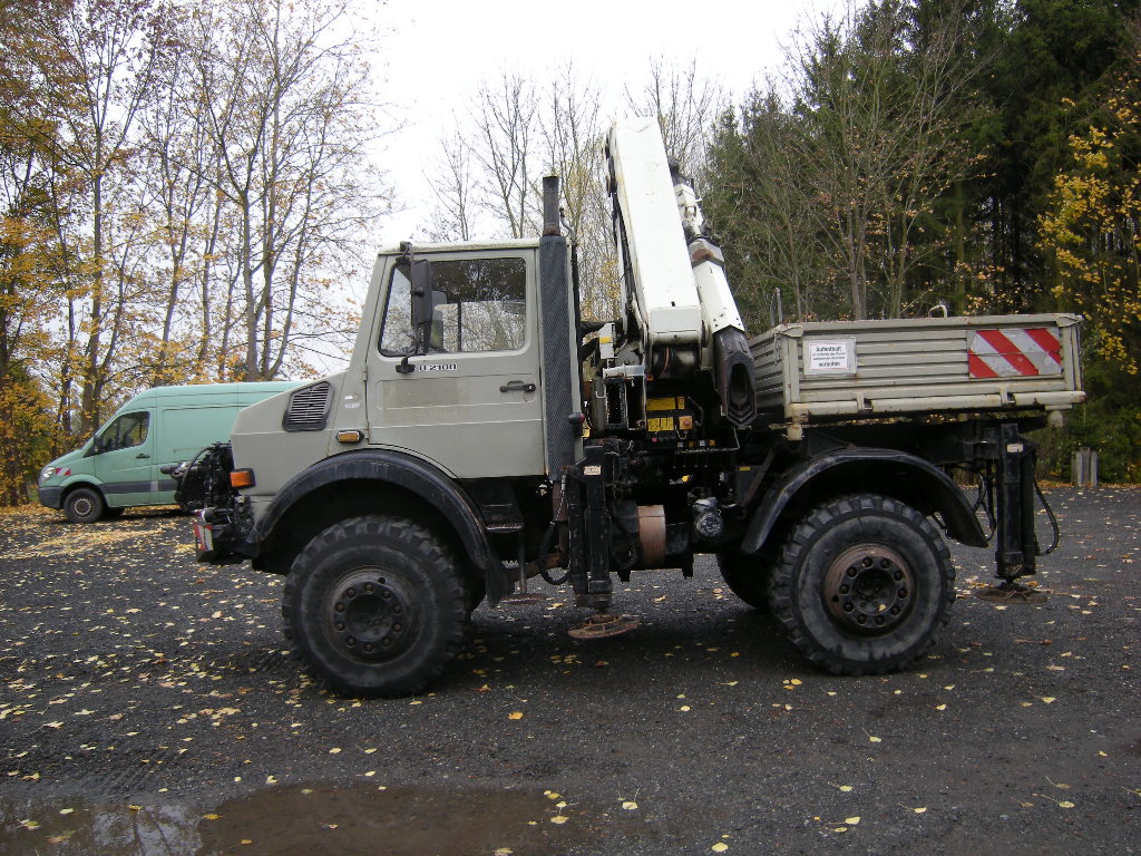 Mercedes Benz Unimog U2100 mit Kran Palfinger PK14500D
