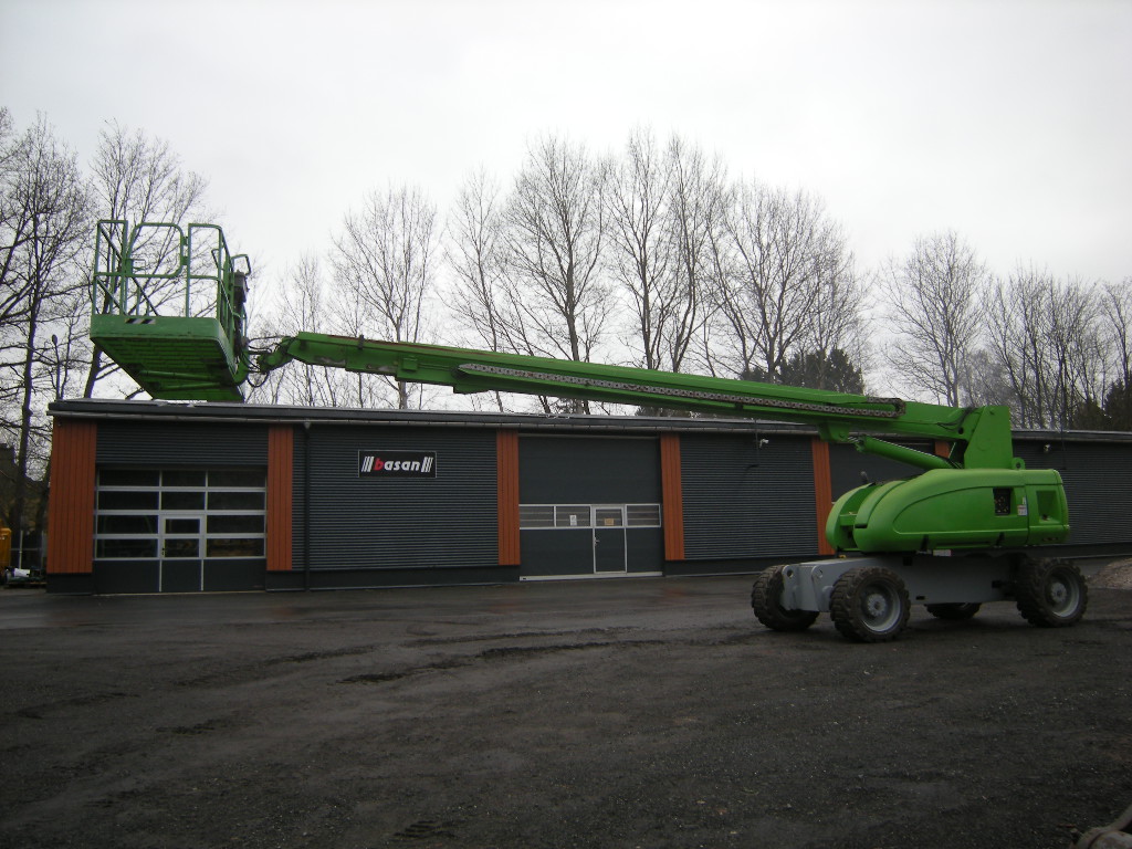 JLG 680 S Allrad