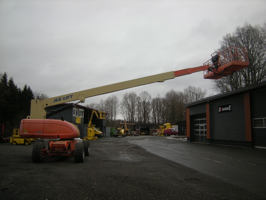 JLG 680 S Allrad