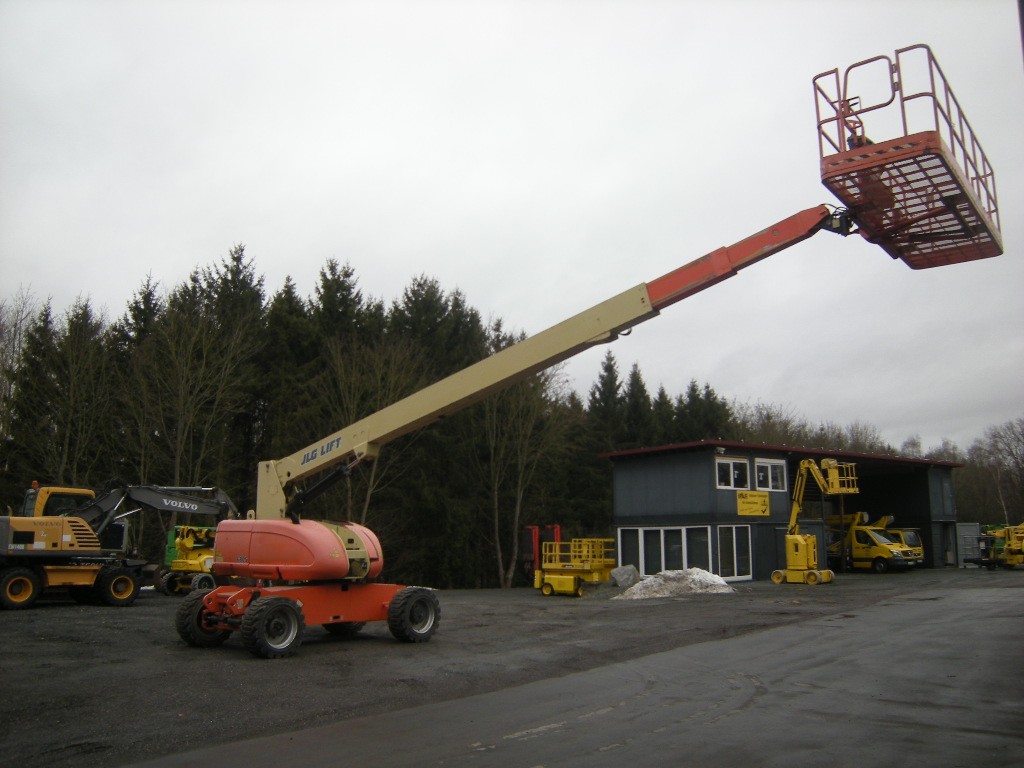 JLG 680 S Allrad