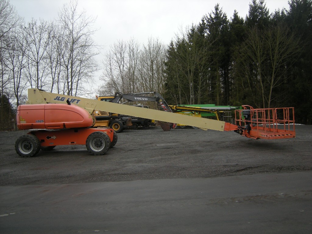 JLG 680 S Allrad