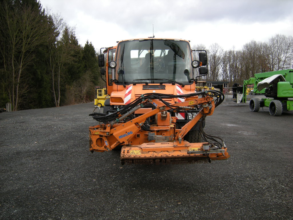 Mercedes Benz Unimog U400 Mähzug, Mulag