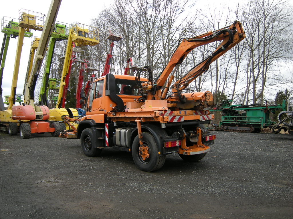 Mercedes Benz Unimog U400 Mähzug, Mulag