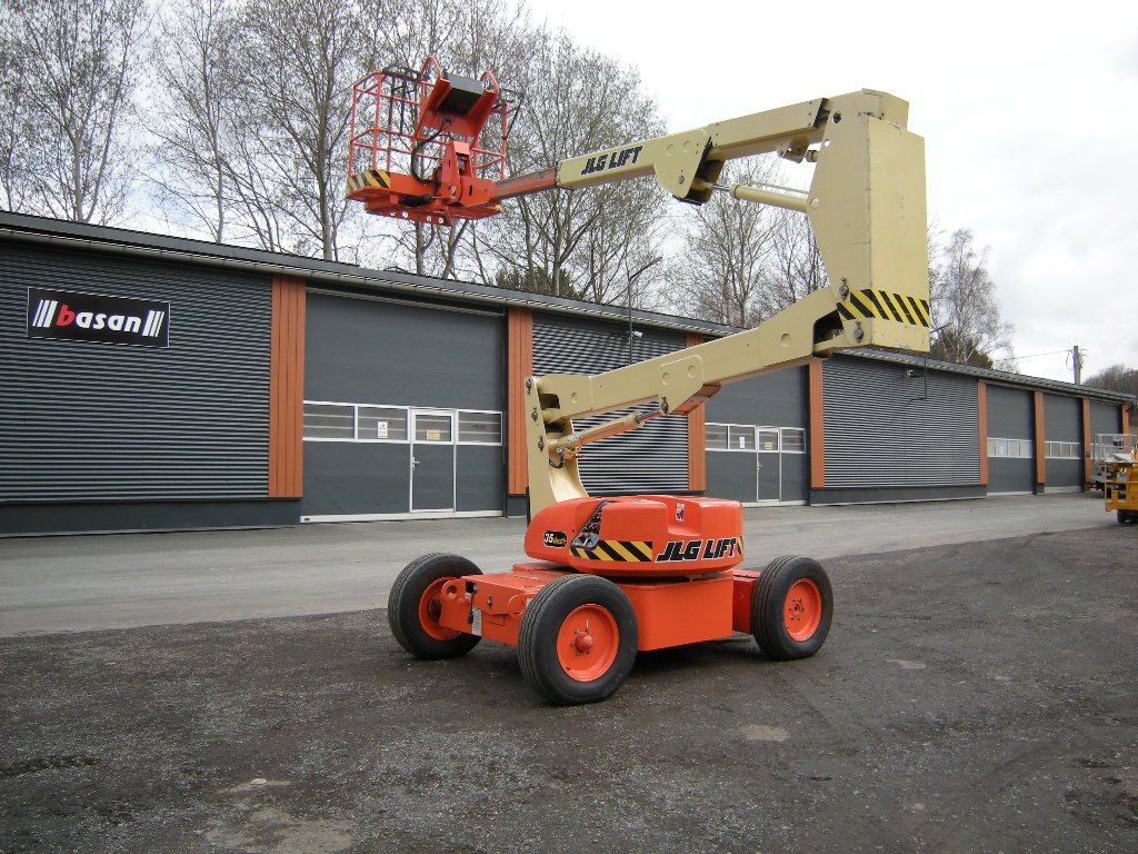 JLG 35E