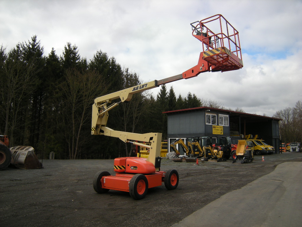 JLG 35E