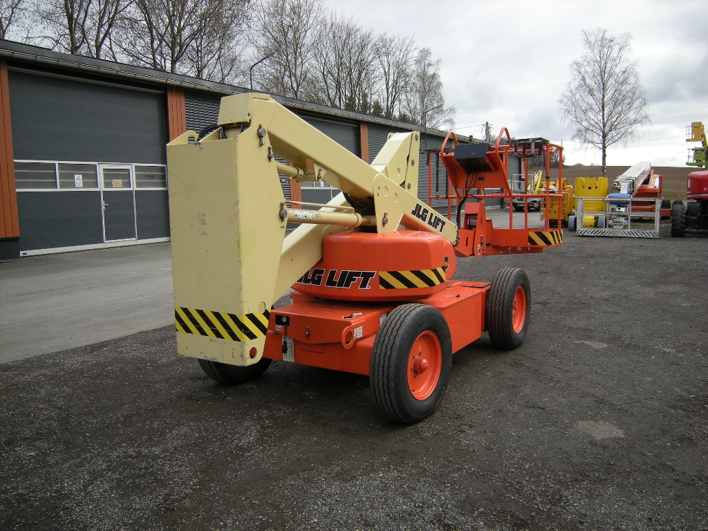 JLG 35E