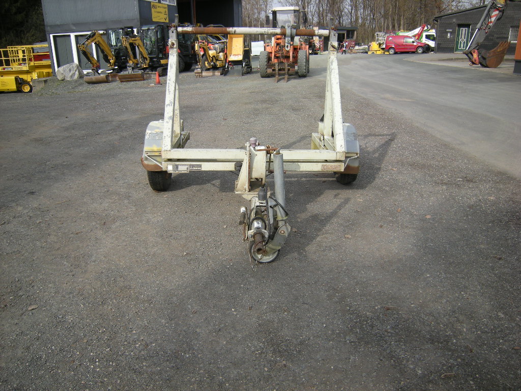 Anhänger für Kabeltrommeln Jacob Thaler !Achse verbogen!