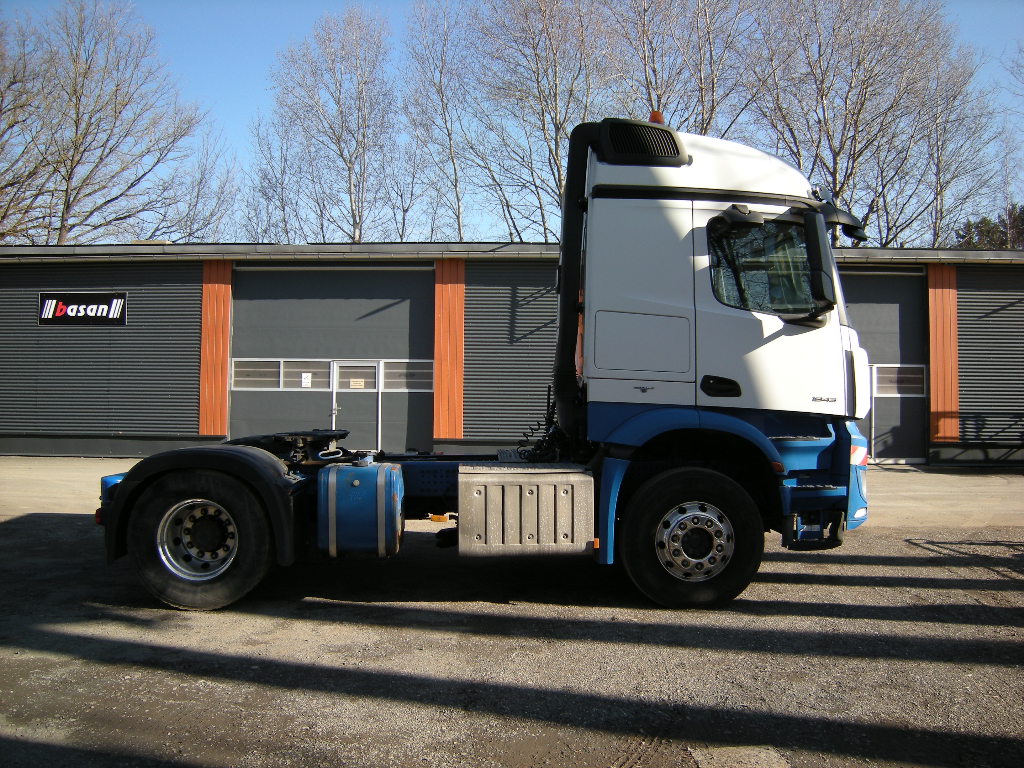 SZM Mercedes Benz AROCS 1843