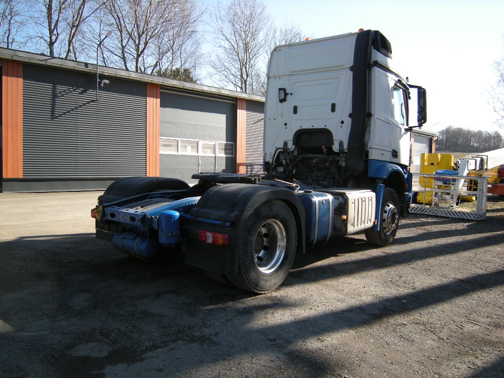 SZM Mercedes Benz AROCS 1843