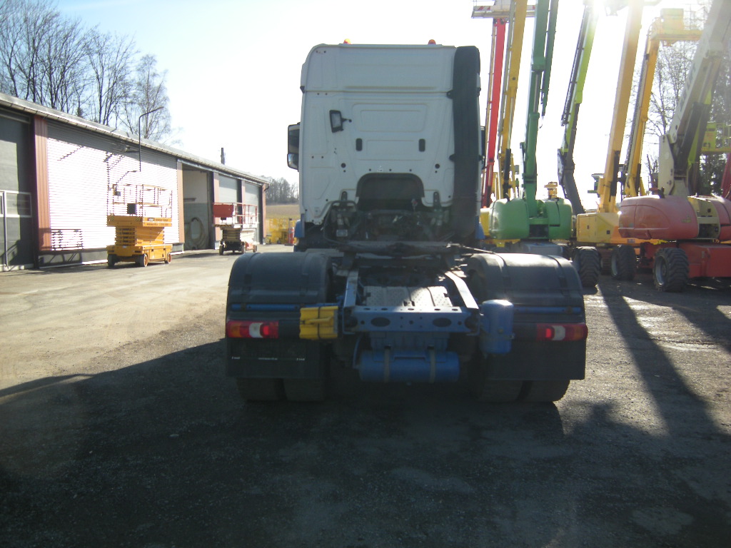 SZM Mercedes Benz AROCS 1843