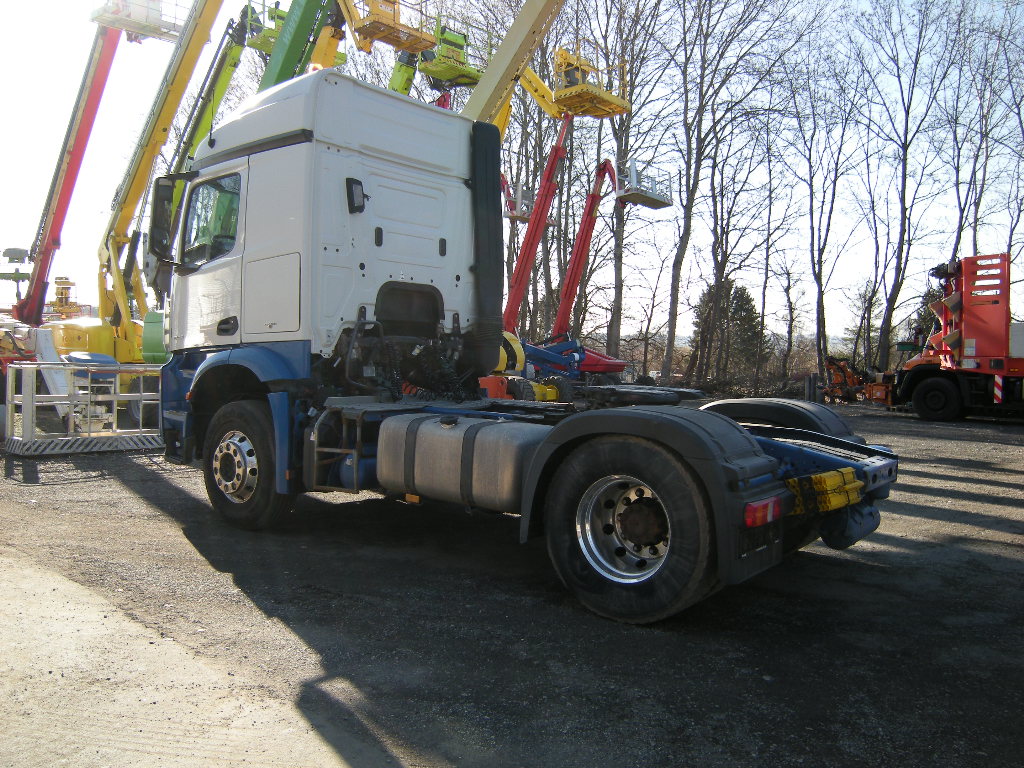 SZM Mercedes Benz AROCS 1843