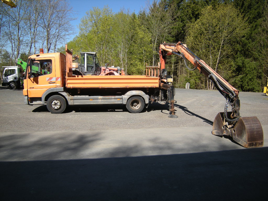 Mercedes Benz MB 918 mit Kran Terex TLC 65.2