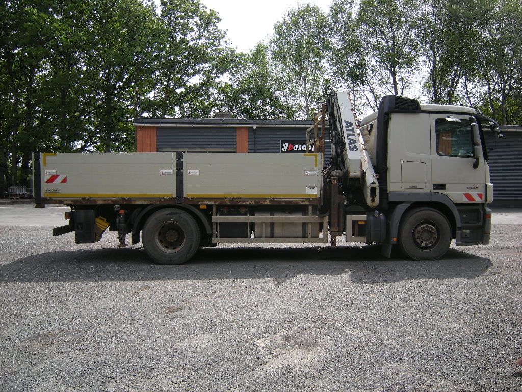 Mercedes Benz Actros 1848 mit Kran Atlas 240.2E-A4