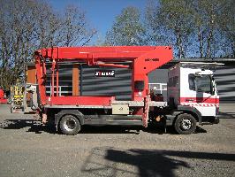 Mercedes Benz 815 mit Ruthmann TKA 250