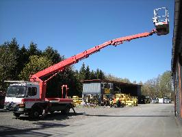 Mercedes Benz 815 mit Ruthmann TKA 250