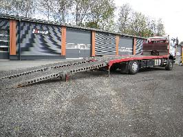 Mercedes Benz Acor 1833 mit Rampen und Winde