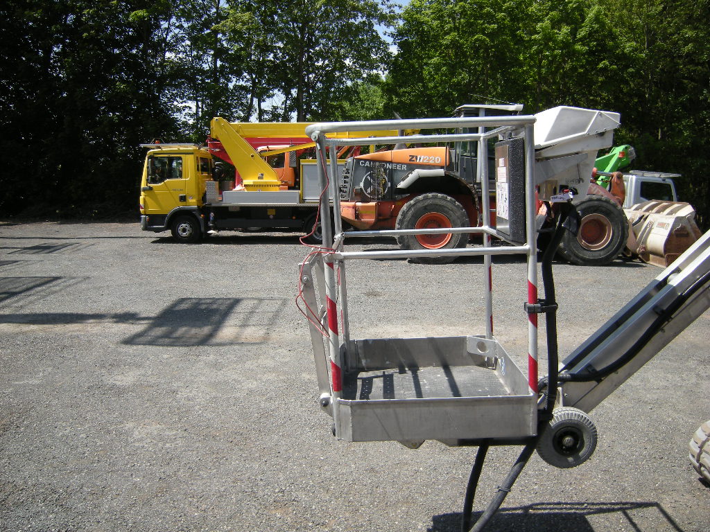 Teupen Leo 12