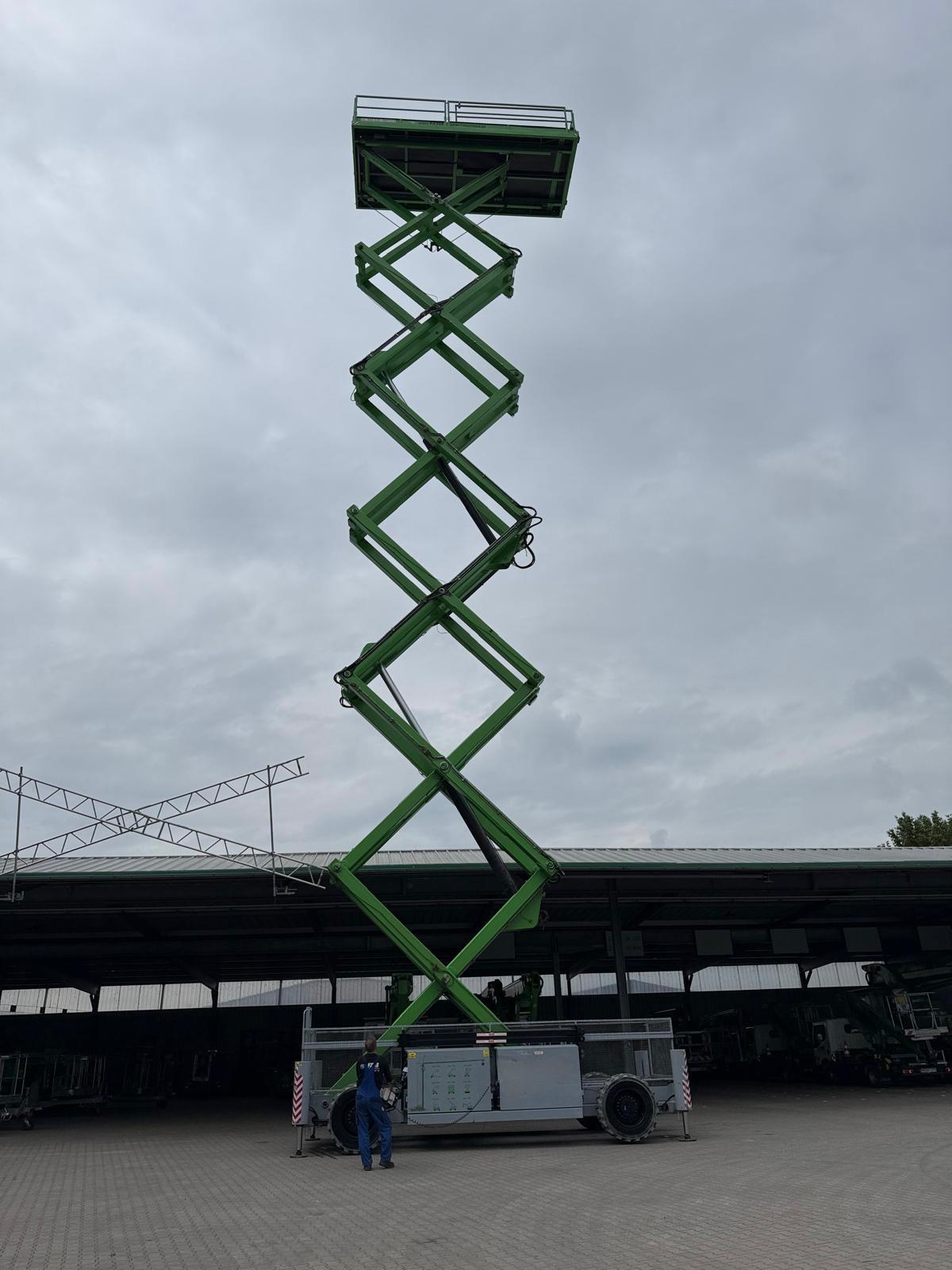 Hollandlift HL 340 D30 4WDSIN