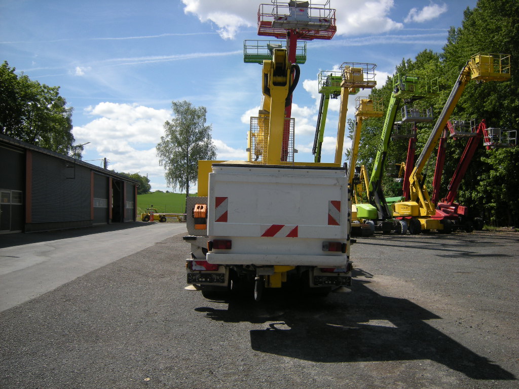 MAN TGL 8.150 4x2 BB mit Palfinger P180