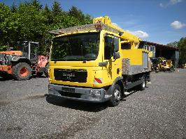 MAN TGL 8.150 4x2 BB mit Palfinger P180