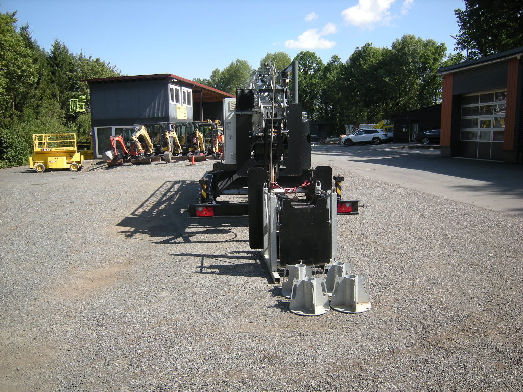 Hochbaukran Uperio Optimum 140