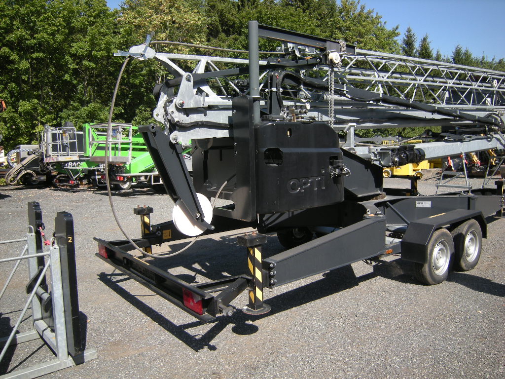 Hochbaukran Uperio Optimum 140